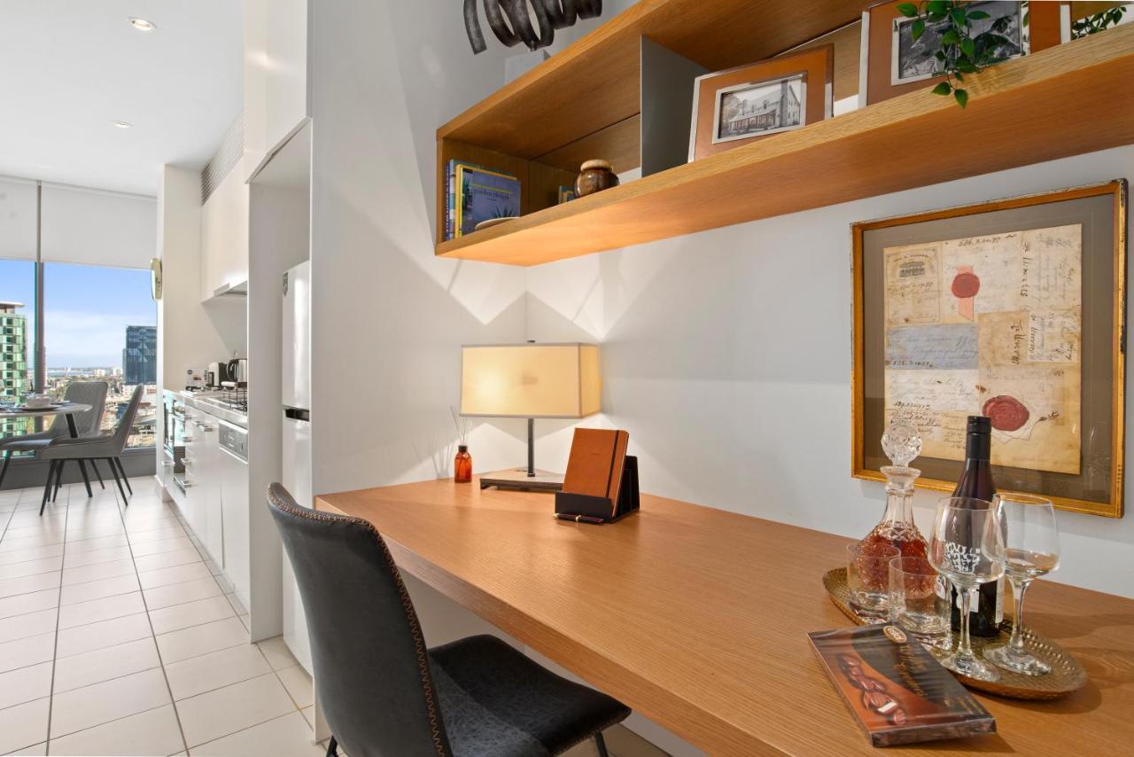 Sophisticated Designer Condo W River & City Views Melbourne Eksteriør bilde